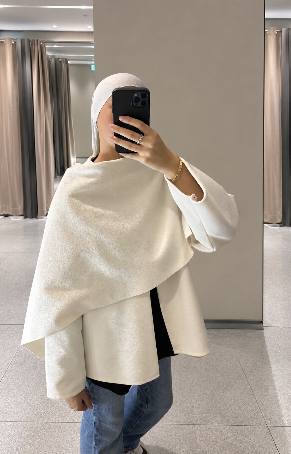 VESTE À CAPE